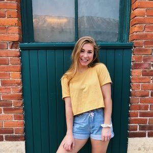 Meet your Posher, Jillian